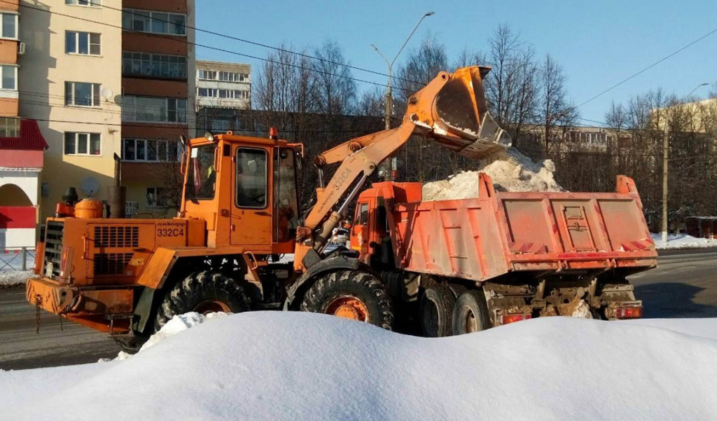 С улиц Владимира ежесуточно вывозится более 3000 кубометров снега