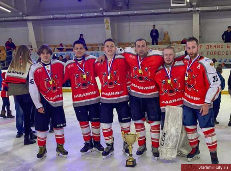 Хоккеисты из Владимира стали чемпионами области