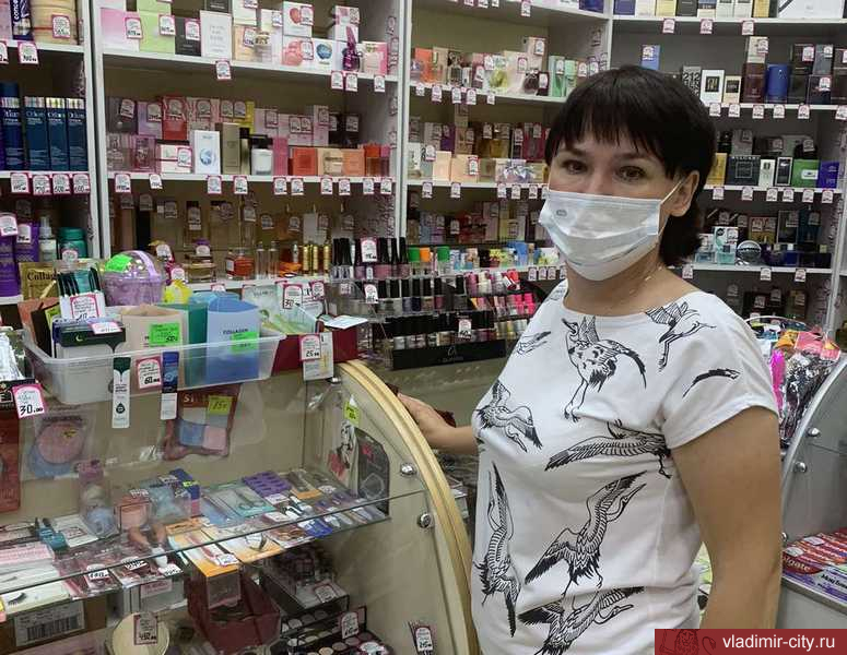 Во Владимире регулярно проверяют соблюдение масочного режима в магазинах