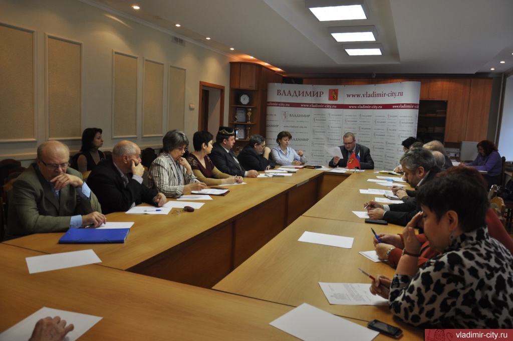 Участие В.Н. Никитенко в совещании с руководителями городских общественных организаций