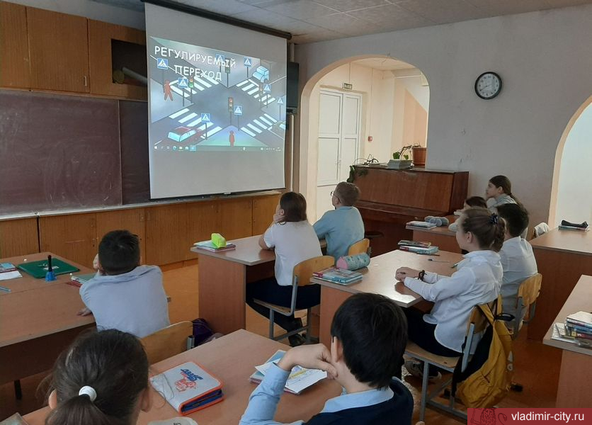 В школах Владимира проходит профилактическая акция «Родительский патруль»