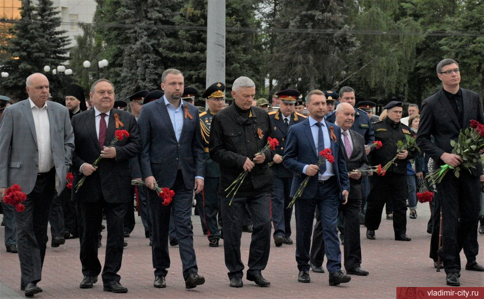 Андрей Шохин и Александр Авдеев приняли участие в акции «Свеча памяти»