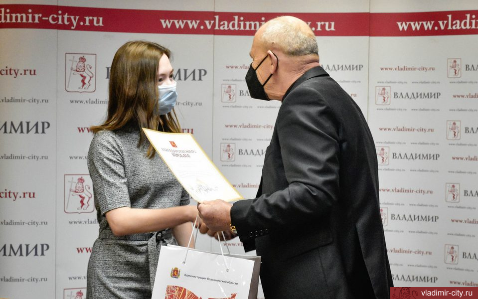 Владимир Гарев поблагодарил активистов Года памяти и славы