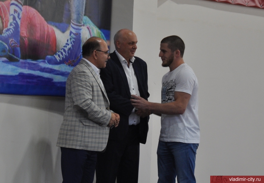 Андрей Шохин открыл всероссийский турнир