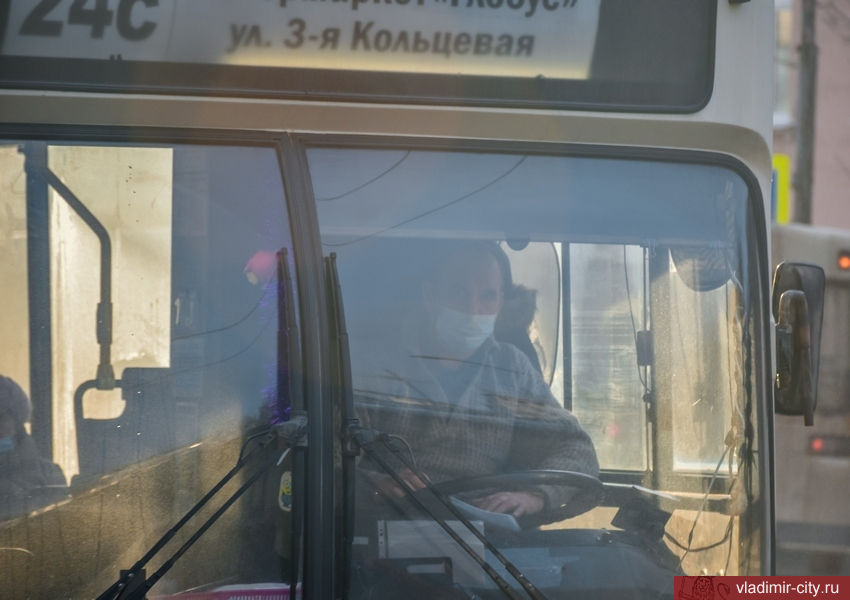 Соблюдение «масочного» режима проверено в 36 автобусах и троллейбусах