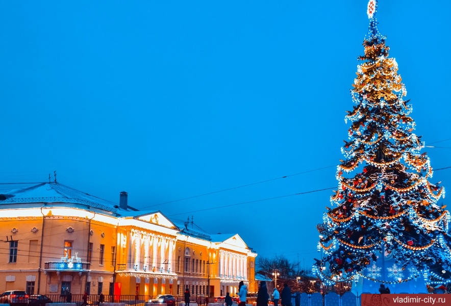 Во Владимире отметили авторов лучшего новогоднего оформления города